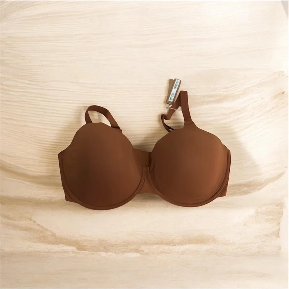 SKIMS fits everybody T-shirt, Demi Bra - Picture 4 of 4